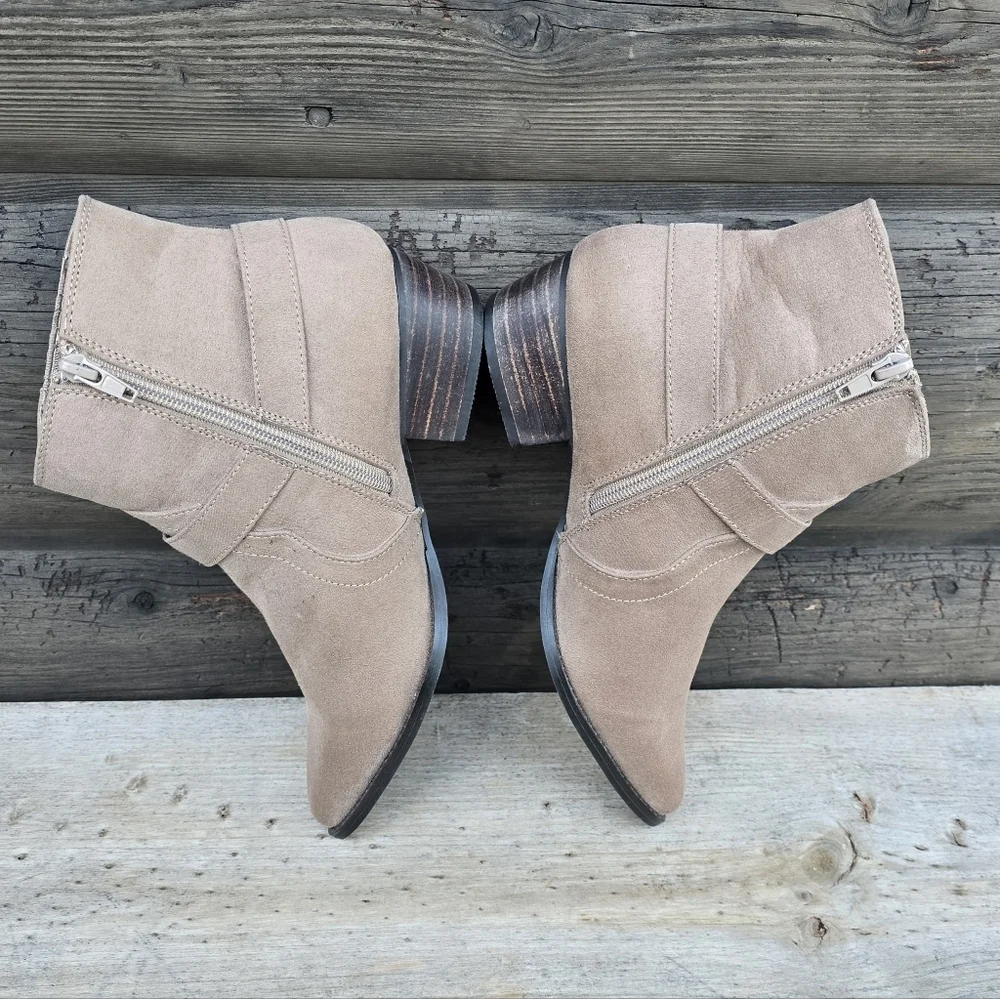 Modern Rush NEW Marta Modern Western Boho Harness Booties 7.5M